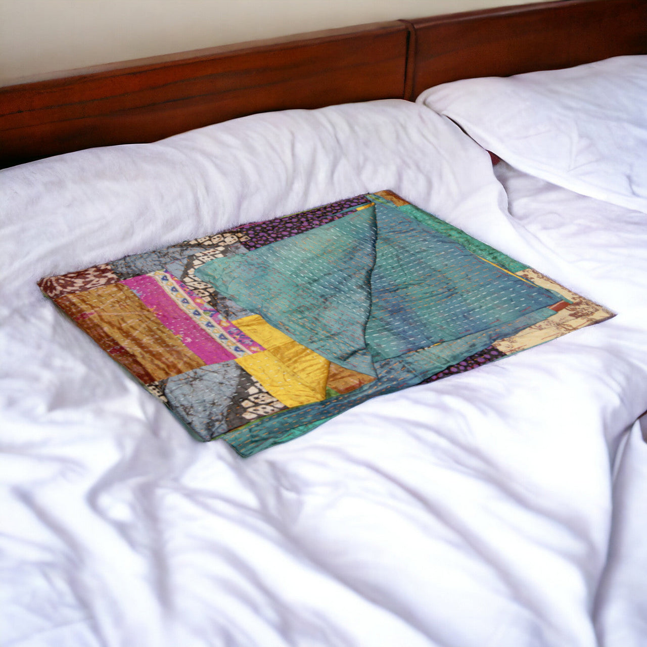 Green and White Quilted Cotton Throw Blanket