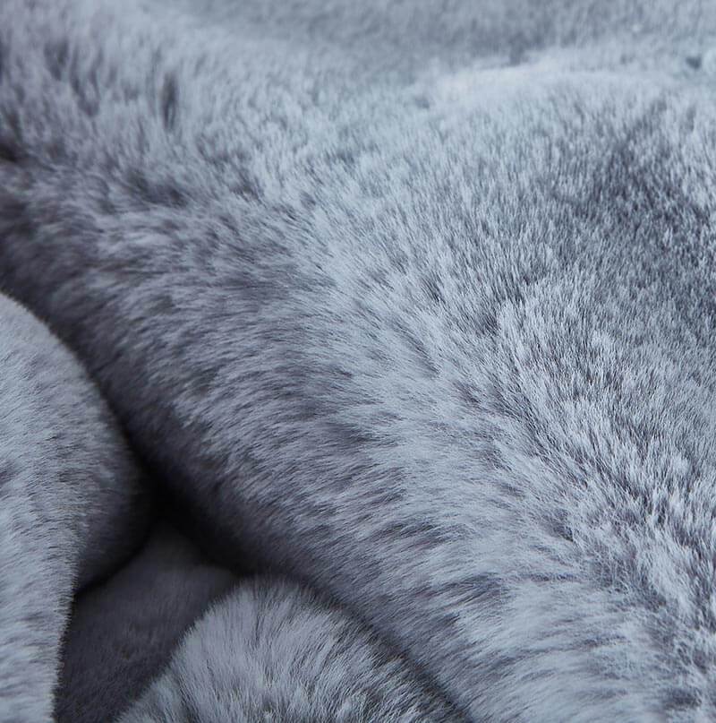 Luxury Chinchilla Faux Fur Throw Blanket