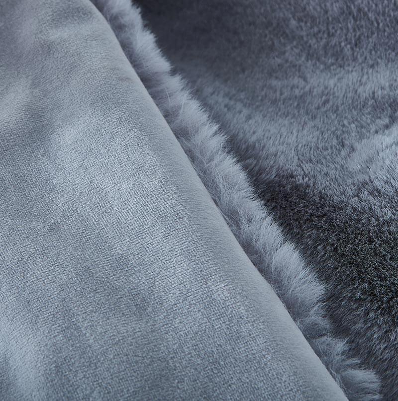 Luxury Chinchilla Faux Fur Throw Blanket