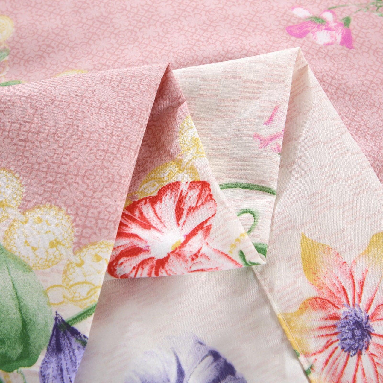 Pearl Bay 6 Piece Bed Sheet & Pillow Set