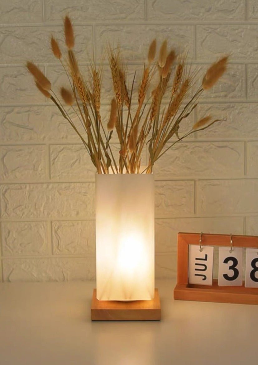 Dimmable Flower Vase Beside Decorative Table Lamp