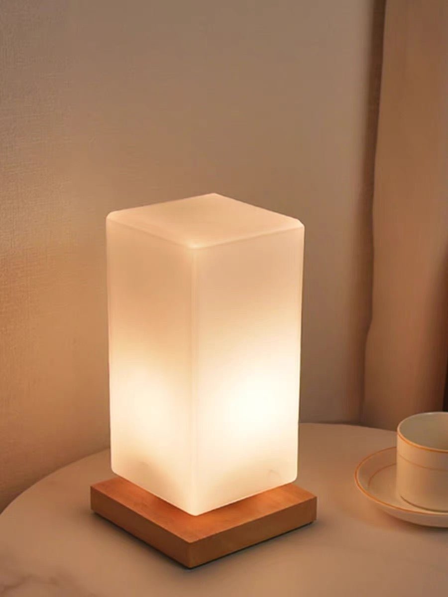Dimmable Flower Vase Beside Decorative Table Lamp