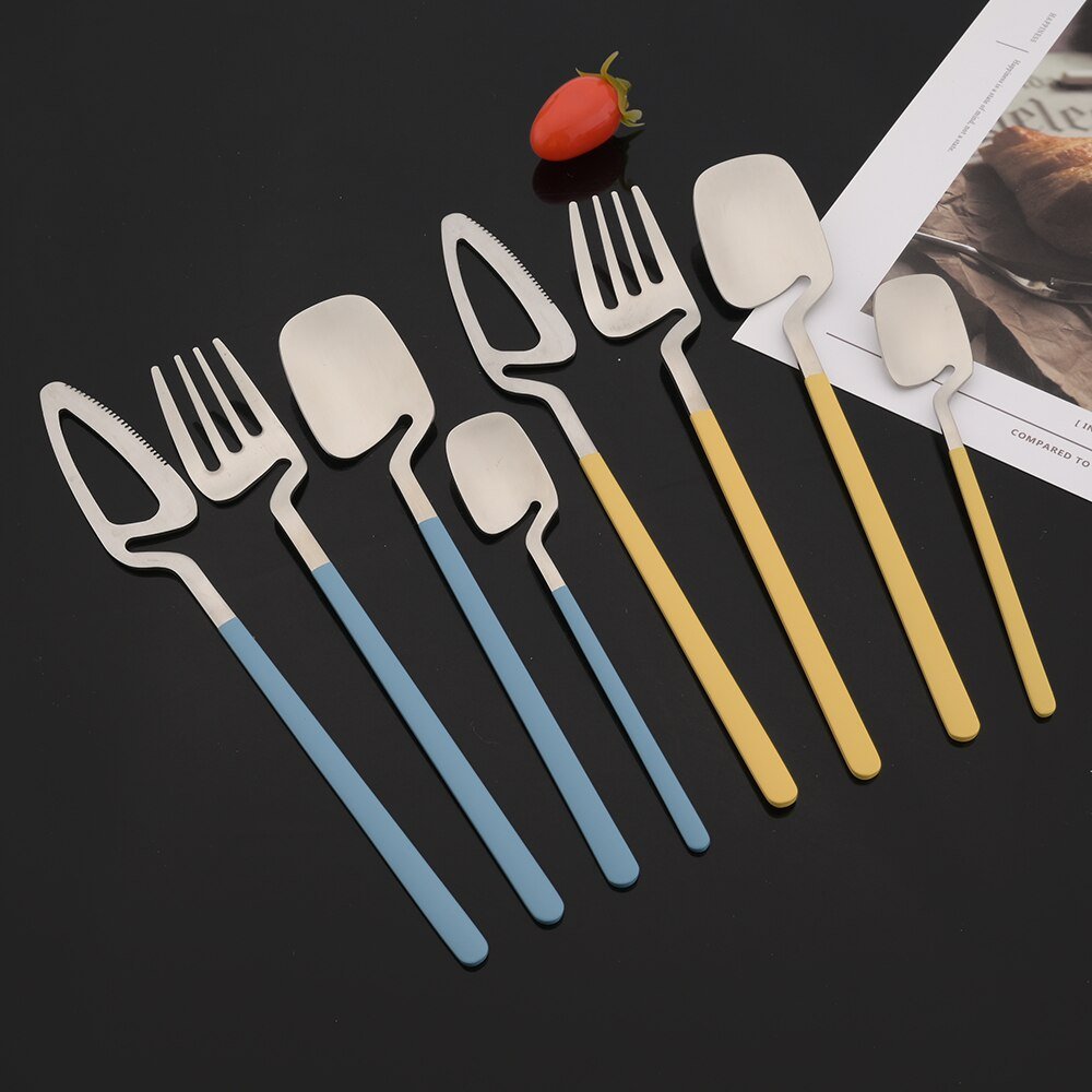 16 Pcs Unique Style Stainless Steel Cutlery Set - Casatrail.com