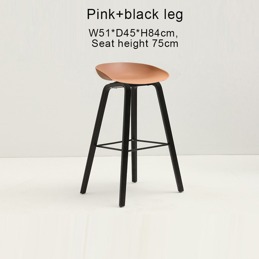 Counter Kitchen Stool with PP Seat and Beech Wood Legs