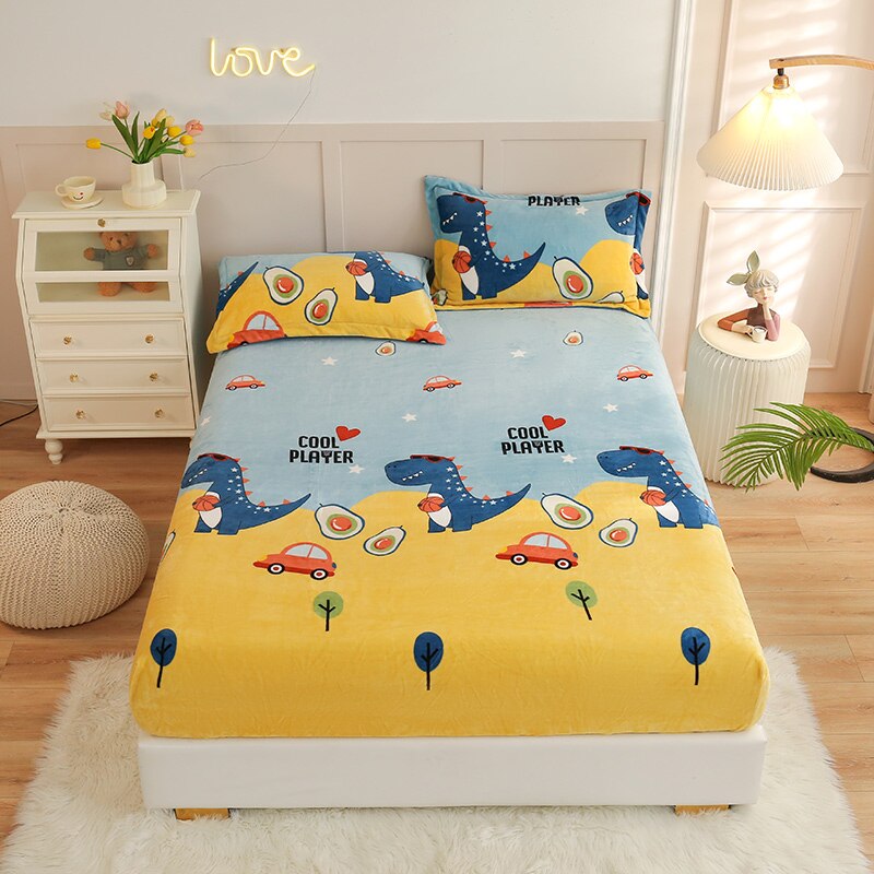 Cartoon Style Warm Bed Cover - Velvet Fitted Sheet
