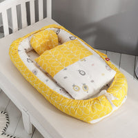 Thumbnail for Girls Bassinet with Bedding Fence