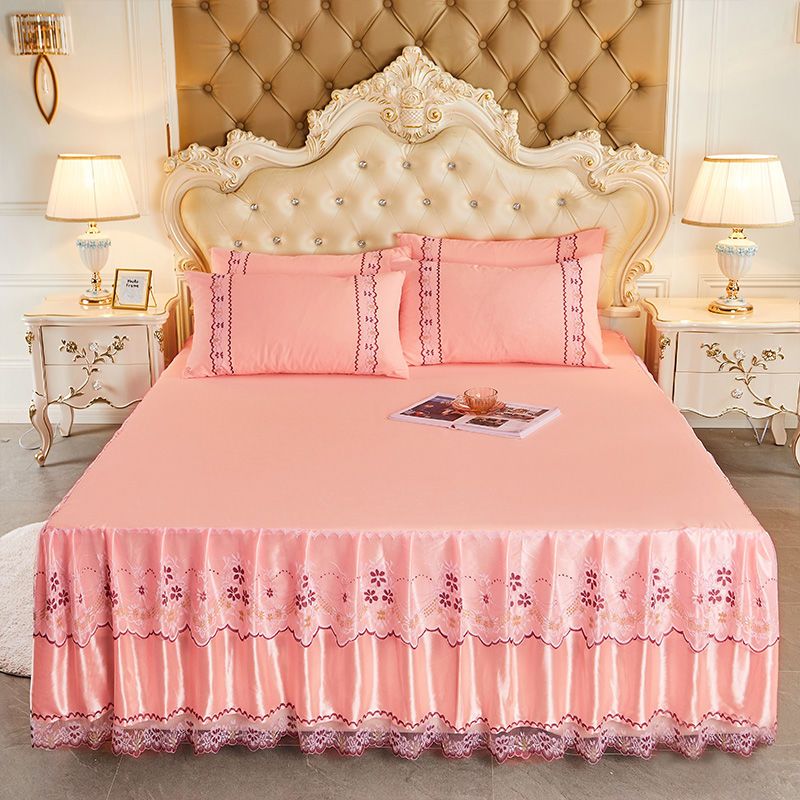 Soft Lace Bed Skirt Set for King/Queen Size Beds