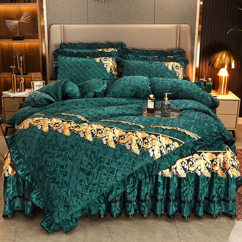Quilt Cover 4-piece Golden Wheat Bed Set - Winter Embroidery