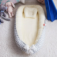 Thumbnail for Foldable Infant Bassinet with Bumper