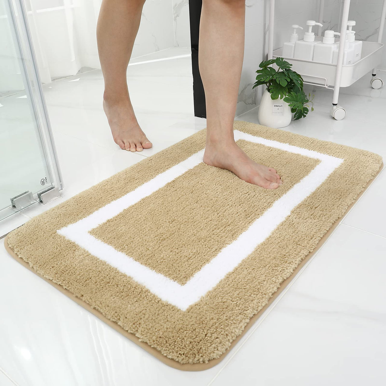 Absorbent Soft and Plush Bath Mat - Casatrail.com