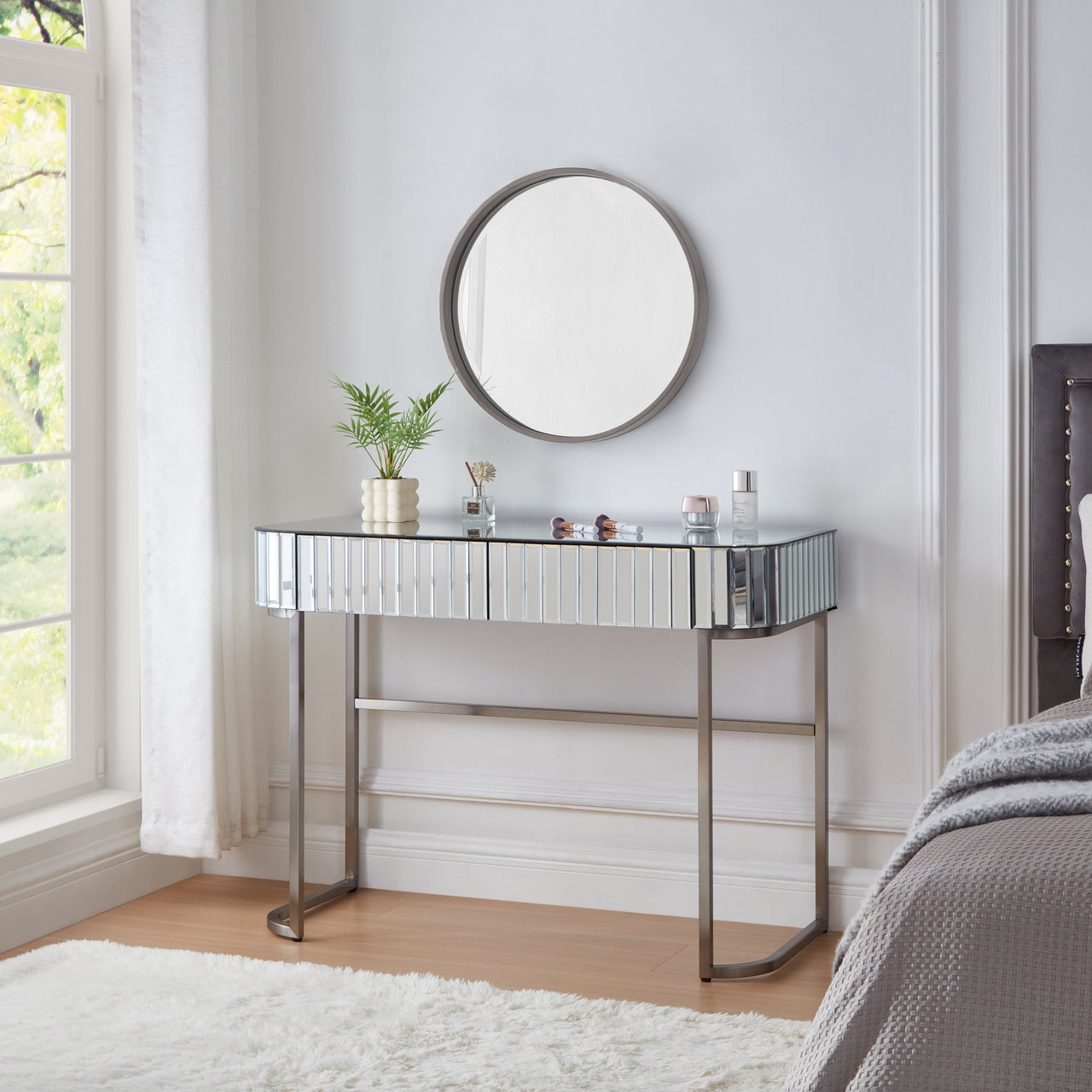 39" Mirrored Makeup Vanity Table with Stainless Steel Base