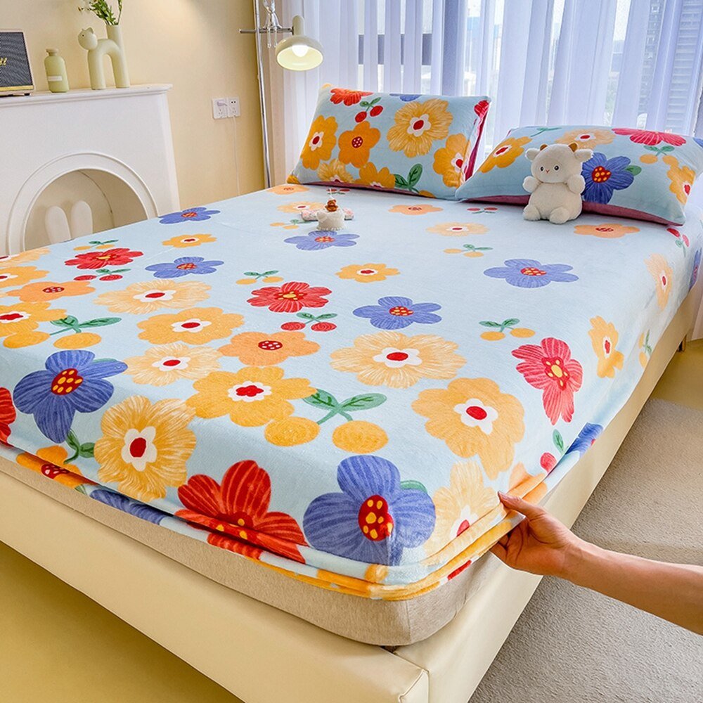 Cartoon Style Velvet Fitted Sheet - Casatrail.com