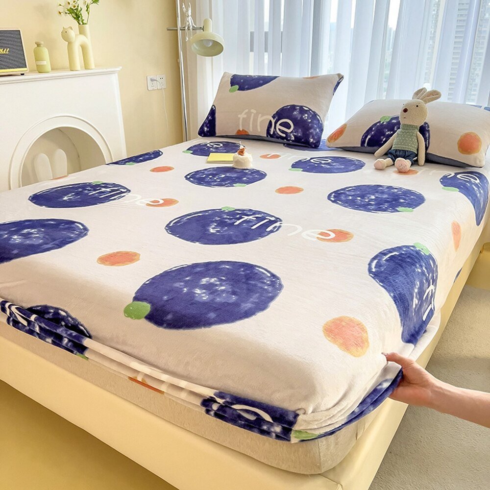 Cartoon Style Velvet Fitted Sheet - Casatrail.com