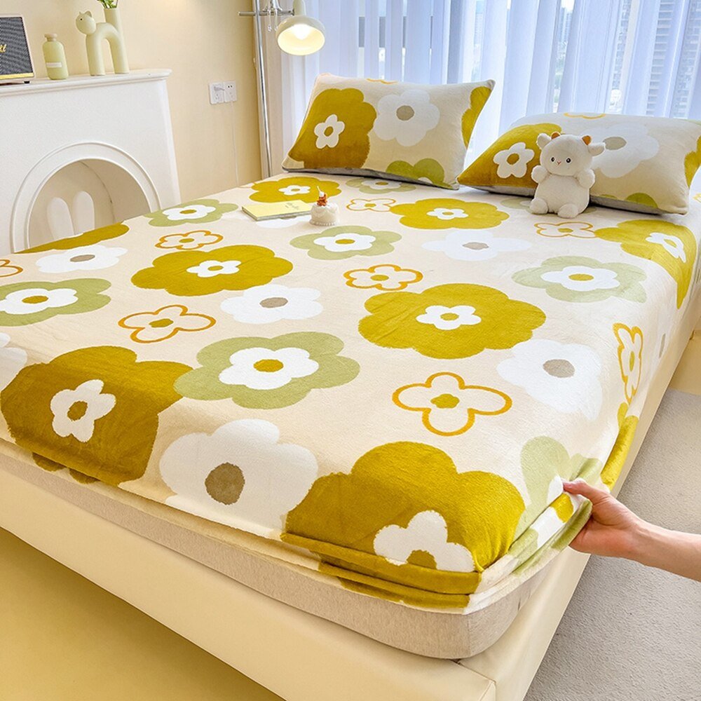 Cartoon Style Velvet Fitted Sheet - Casatrail.com