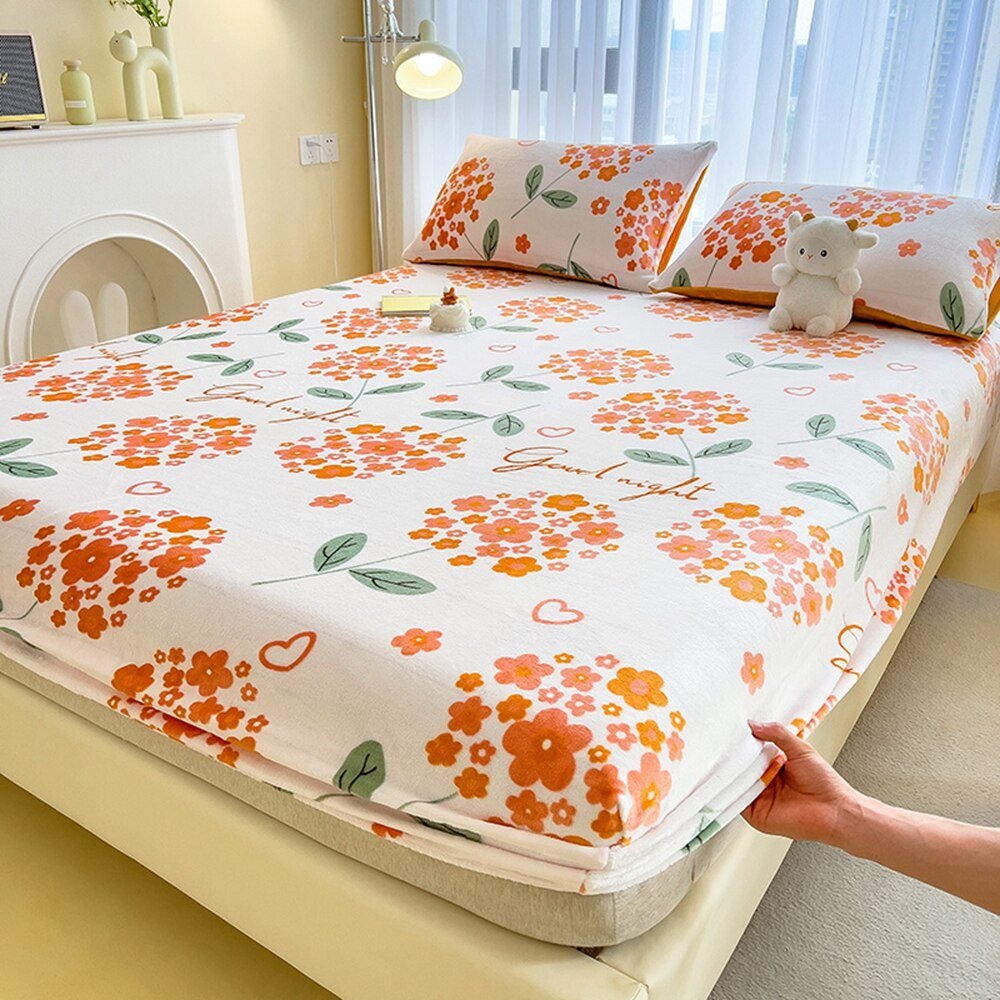 Cartoon Style Velvet Fitted Sheet - Casatrail.com