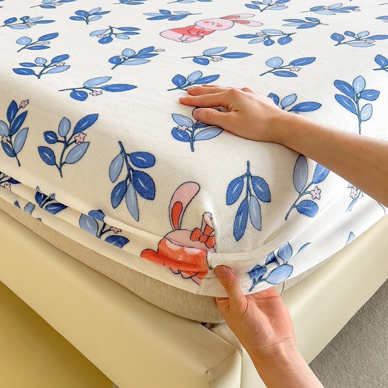 Cartoon Style Velvet Fitted Sheet - Casatrail.com