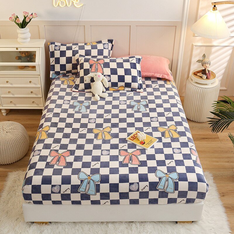 Cartoon Style Warm Bed Cover - Velvet Fitted Sheet - Casatrail.com