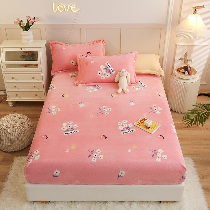 Cartoon Style Warm Bed Cover - Velvet Fitted Sheet - Casatrail.com