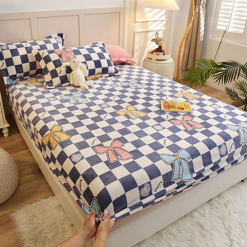 Cartoon Style Warm Bed Cover - Velvet Fitted Sheet - Casatrail.com