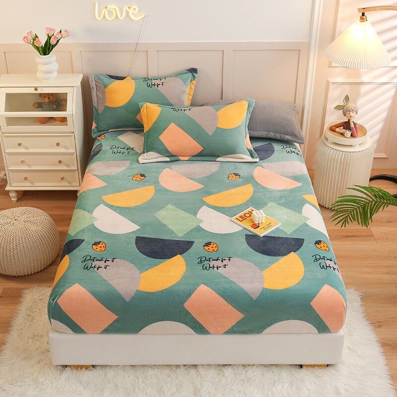 Cartoon Style Warm Bed Cover - Velvet Fitted Sheet - Casatrail.com