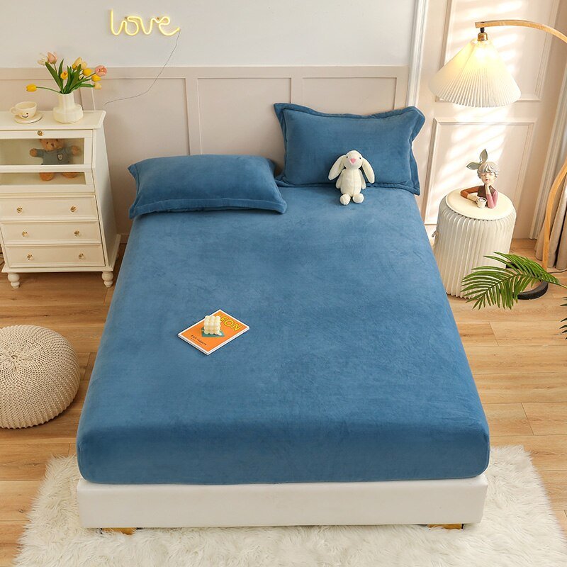 Cartoon Style Warm Bed Cover - Velvet Fitted Sheet - Casatrail.com