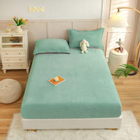 Thumbnail for Cartoon Style Warm Bed Cover - Velvet Fitted Sheet - Casatrail.com