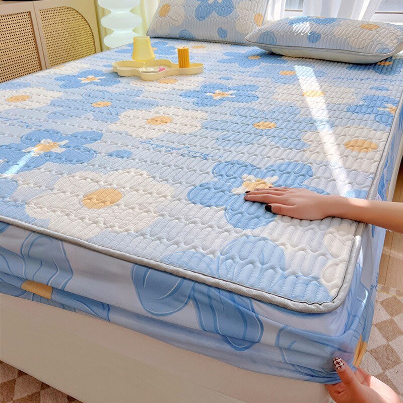 Class A Latex Mattress Cover for Cool Summer Nights - Casatrail.com