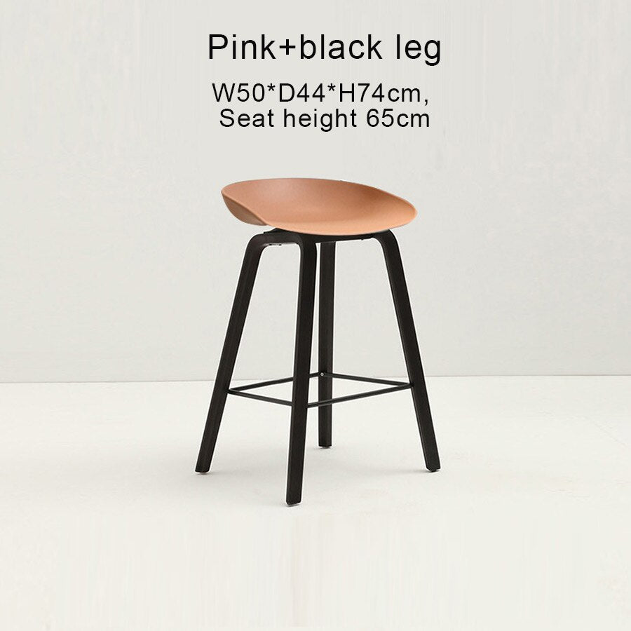 Counter Kitchen Stool with PP Seat and Beech Wood Legs - Casatrail.com