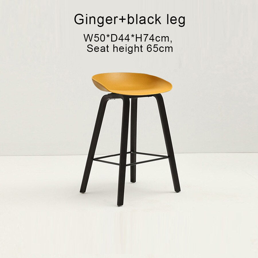 Counter Kitchen Stool with PP Seat and Beech Wood Legs - Casatrail.com