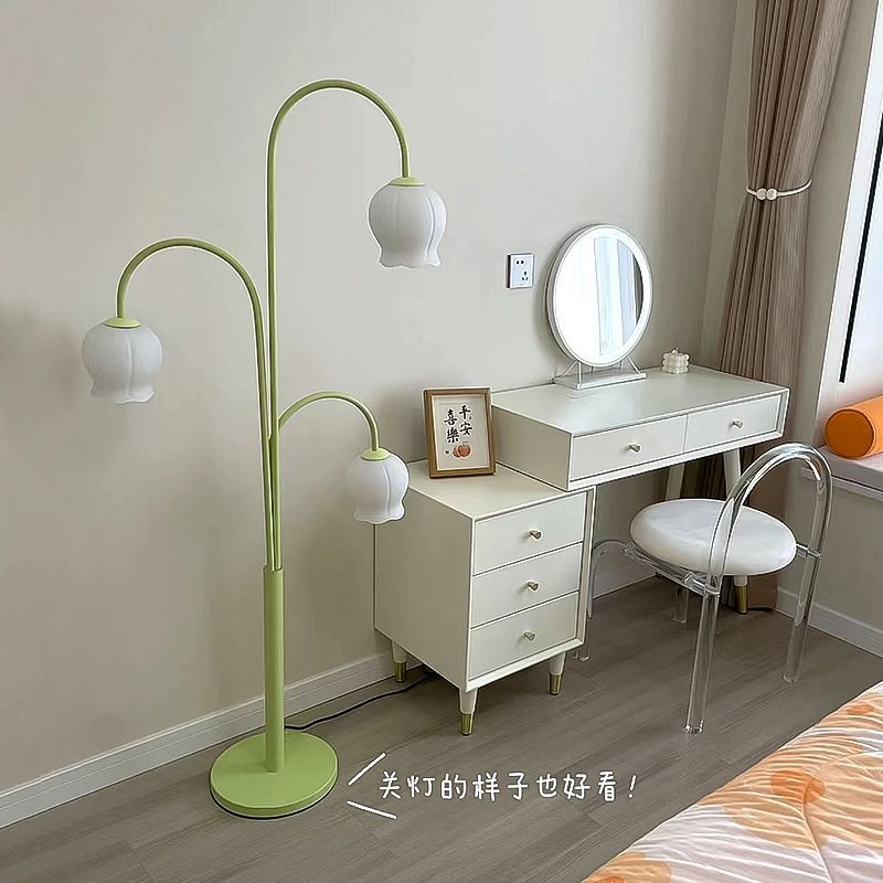 Cream Wind Floor Lamp with Lily of the Valley Design - Casatrail.com