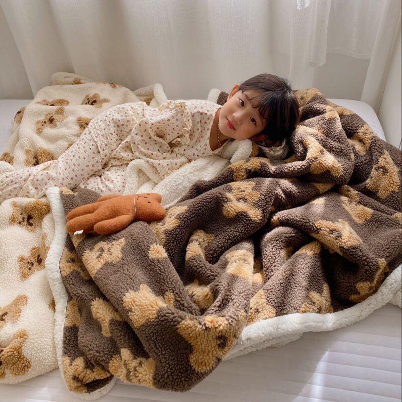 Cute Bear Lamb Wool Blanket for Soft Warmth on Sofa - Casatrail.com