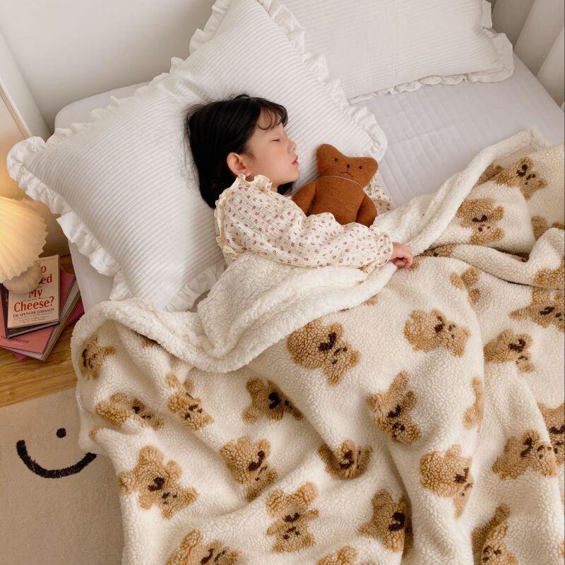 Cute Bear Lamb Wool Blanket for Soft Warmth on Sofa - Casatrail.com