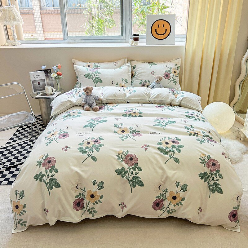 Cute Cartoon Bed Linen Set: Floral Print, Full Queen Size - Casatrail.com