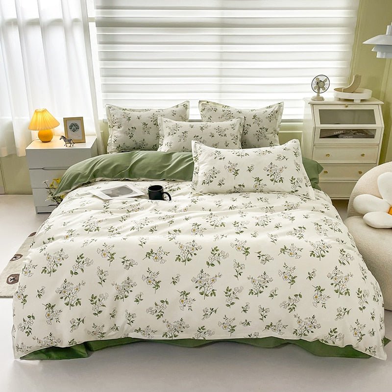 Cute Cartoon Bed Linen Set: Floral Print, Full Queen Size - Casatrail.com