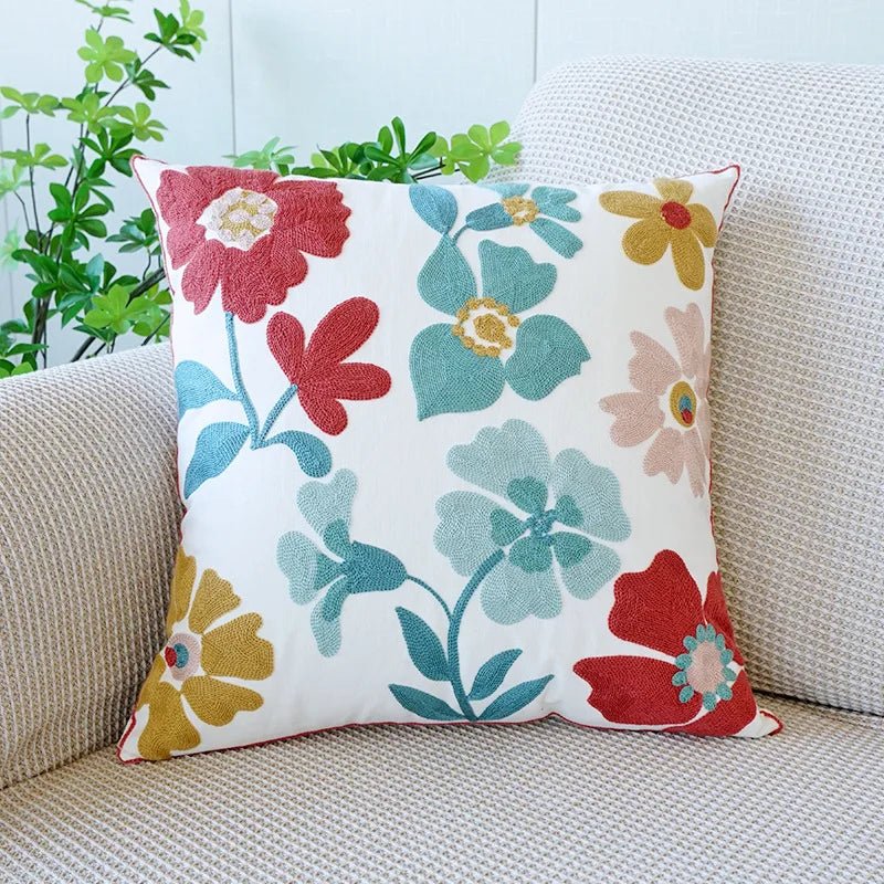 Cute Throw Pillow Cover For Sofa With Nordic Flower Design - Casatrail.com