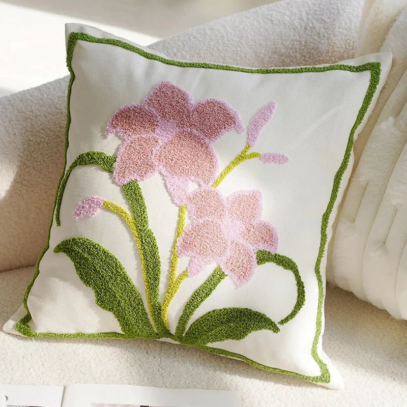 Cute Throw Pillow Cover For Sofa With Nordic Flower Design - Casatrail.com