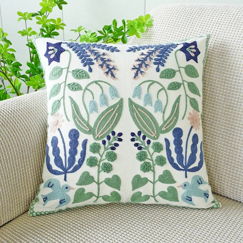 Cute Throw Pillow Cover For Sofa With Nordic Flower Design - Casatrail.com