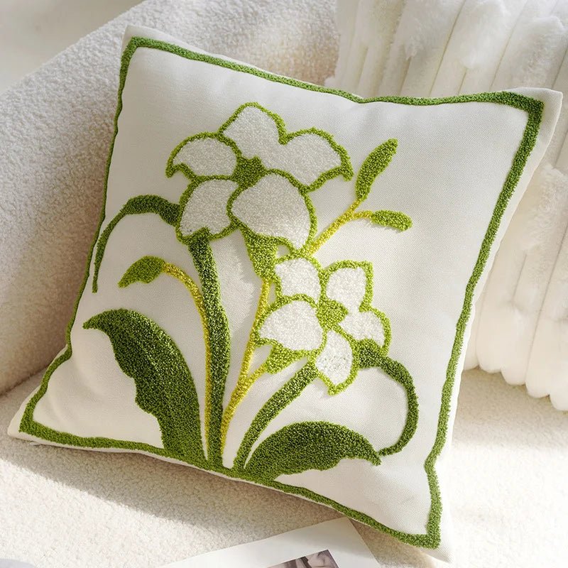 Cute Throw Pillow Cover For Sofa With Nordic Flower Design - Casatrail.com