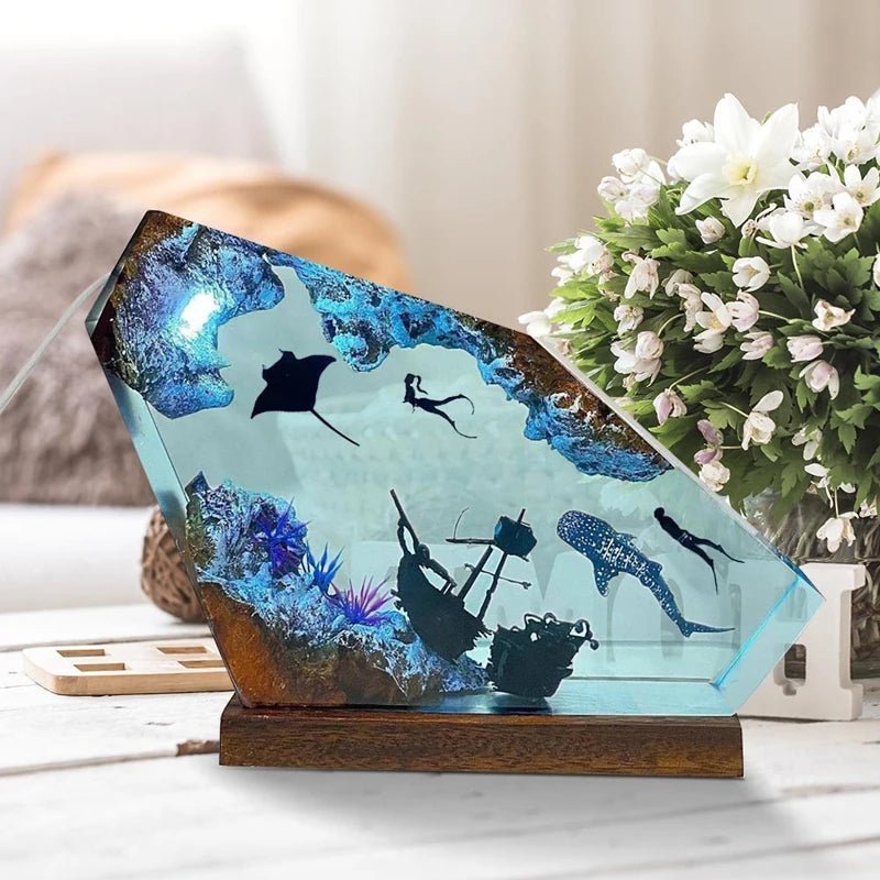 Diving Sunken Ship Themed USB Night Light - Casatrail.com