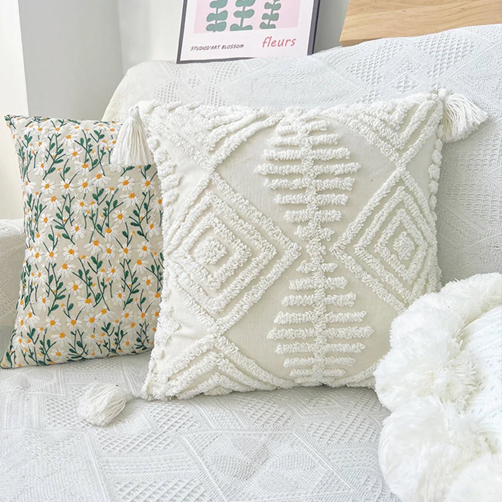 Embroidered Floral Pillow Case - Casatrail.com