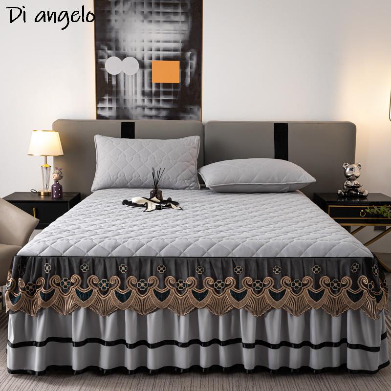 Embroidered Velvet Luxury Bedspread - Wedding Gift - Casatrail.com