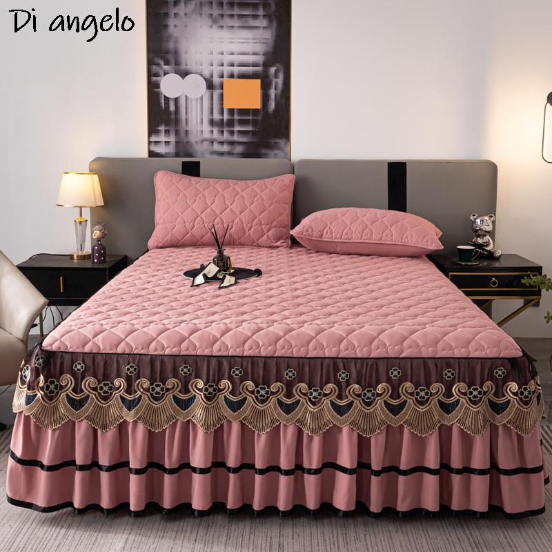 Embroidered Velvet Luxury Bedspread - Wedding Gift - Casatrail.com