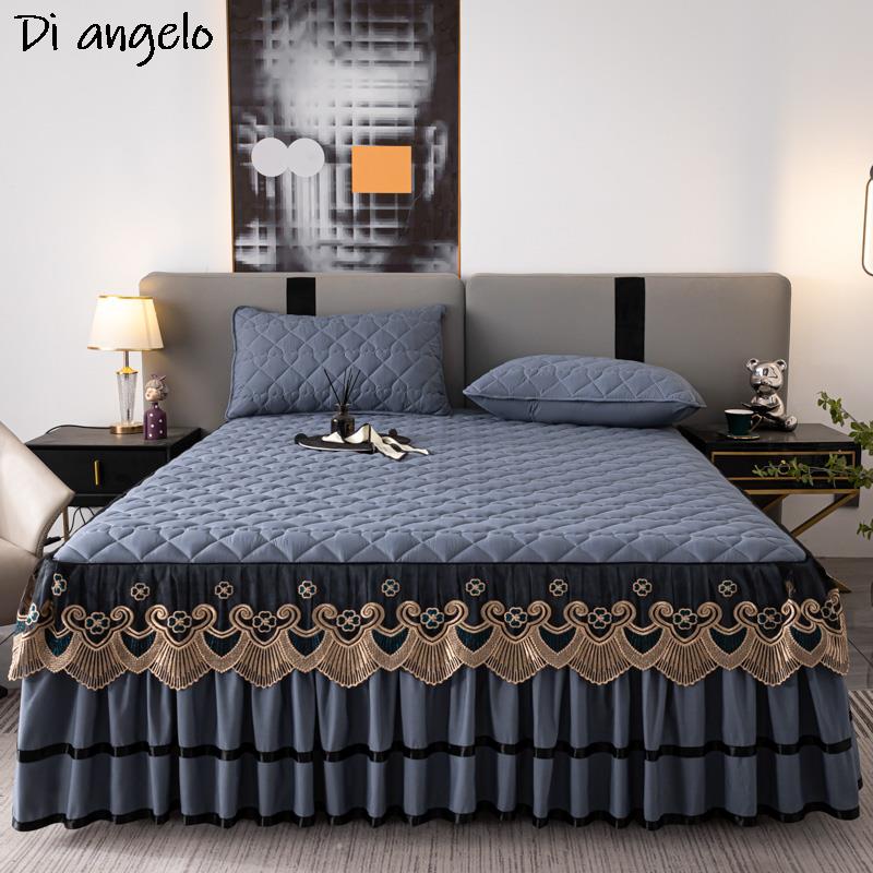 Embroidered Velvet Luxury Bedspread - Wedding Gift - Casatrail.com