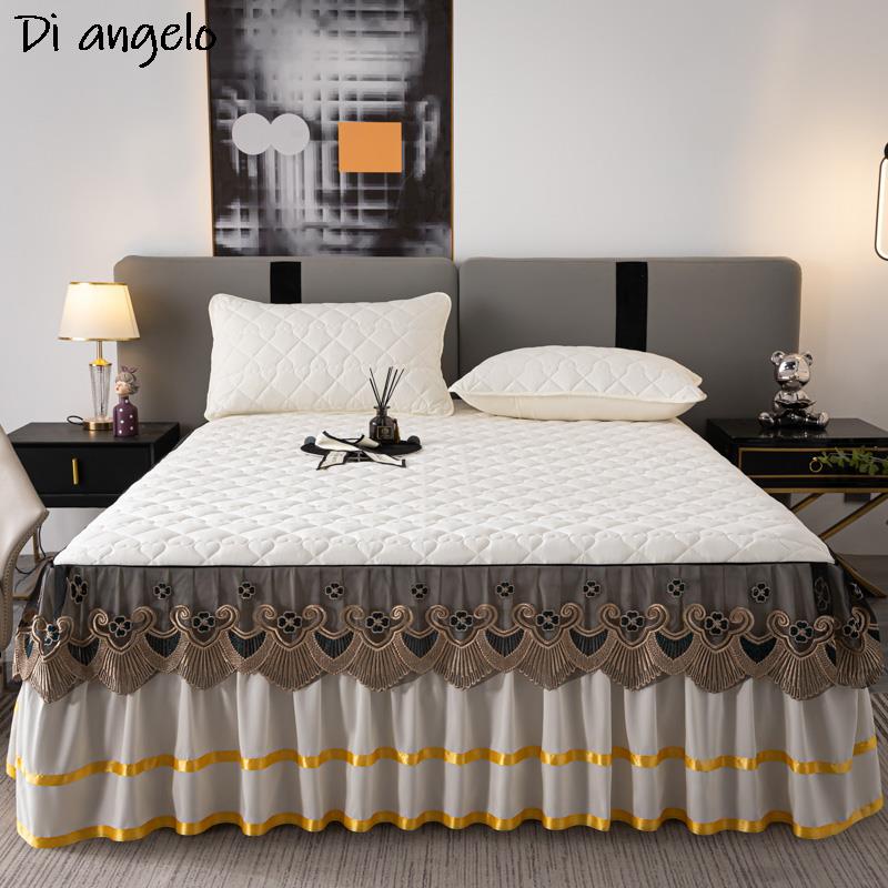 Embroidered Velvet Luxury Bedspread - Wedding Gift - Casatrail.com