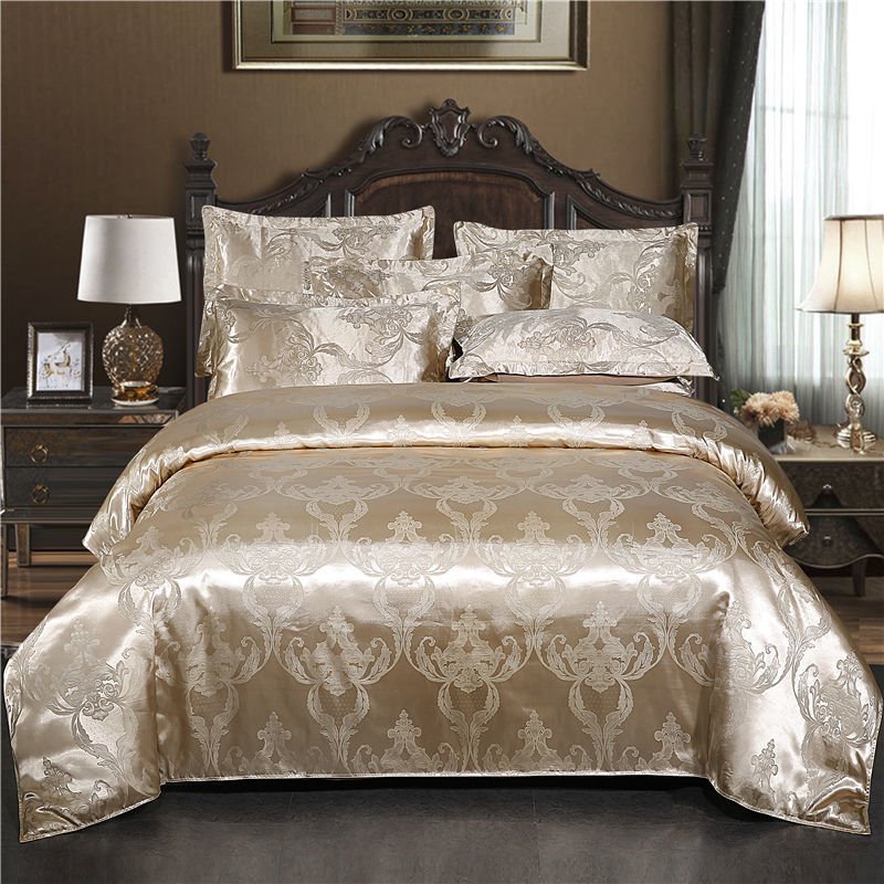 European Jacquard Quilt Cover for Single and Double Size Beds - Casatrail.com