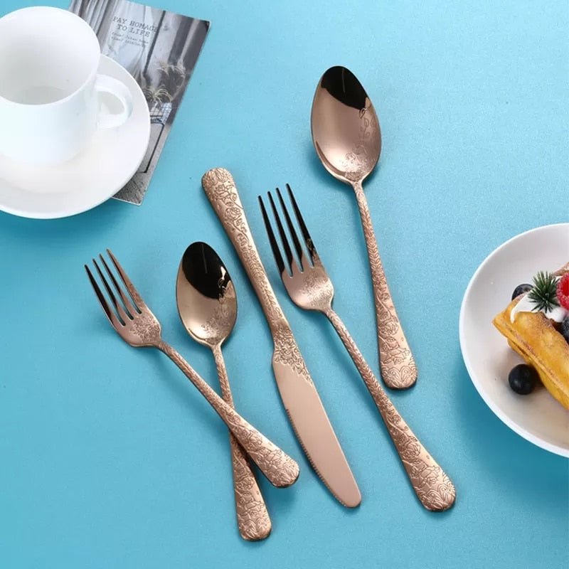 Exquisite Carving Stainless Steel Cutlery Set - Casatrail.com