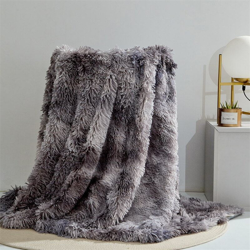 Faux Fur Throw Blanket - Casatrail.com