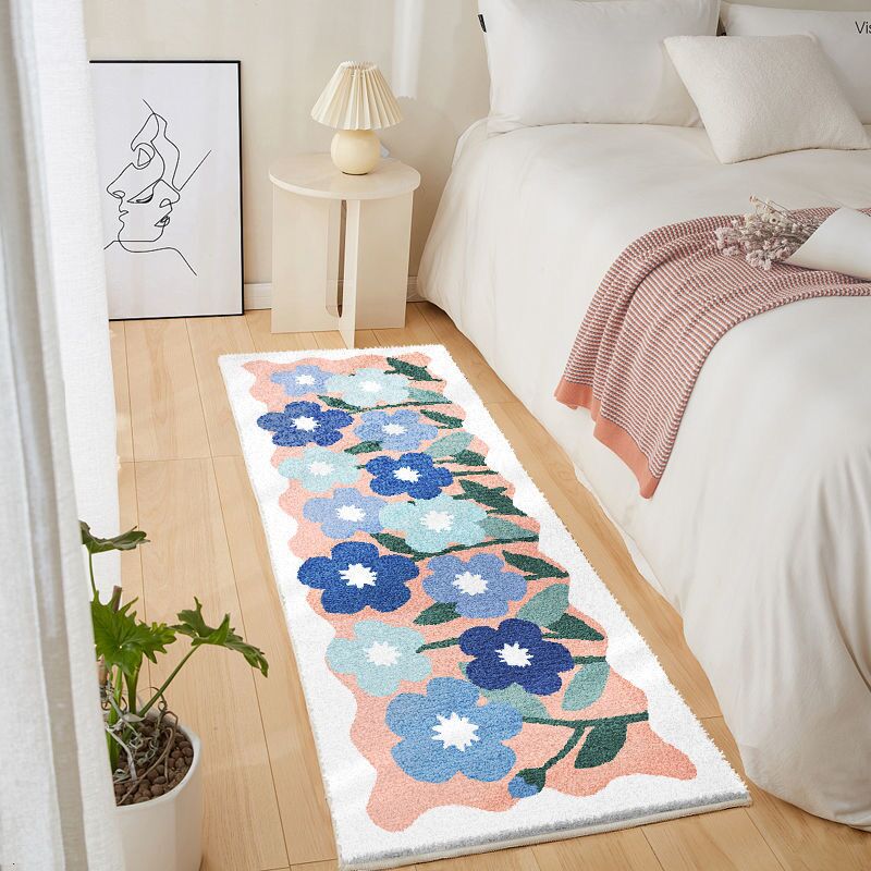 Fluffy Bedroom Carpet for Children's Room - Casatrail.com