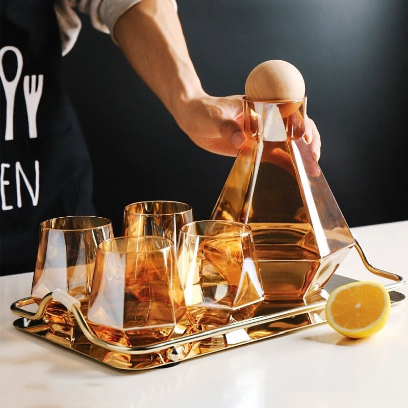 Glass Carafe Set with Wood Lid - Casatrail.com