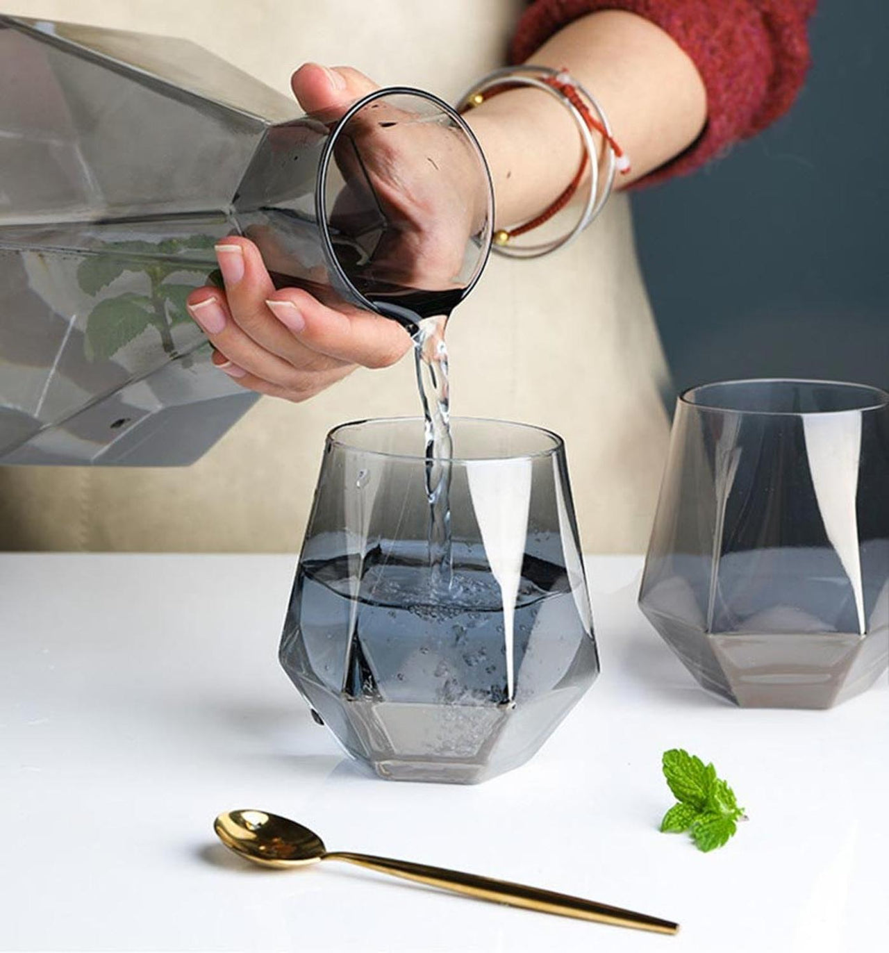 Glass Carafe Set with Wood Lid - Casatrail.com